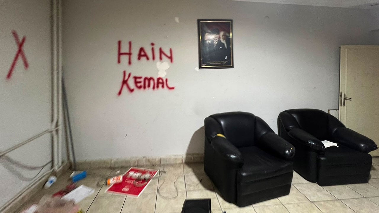 Foto - Yeni il başkanı gözlerine inanamadı: CHP Batman’da şok manzara!