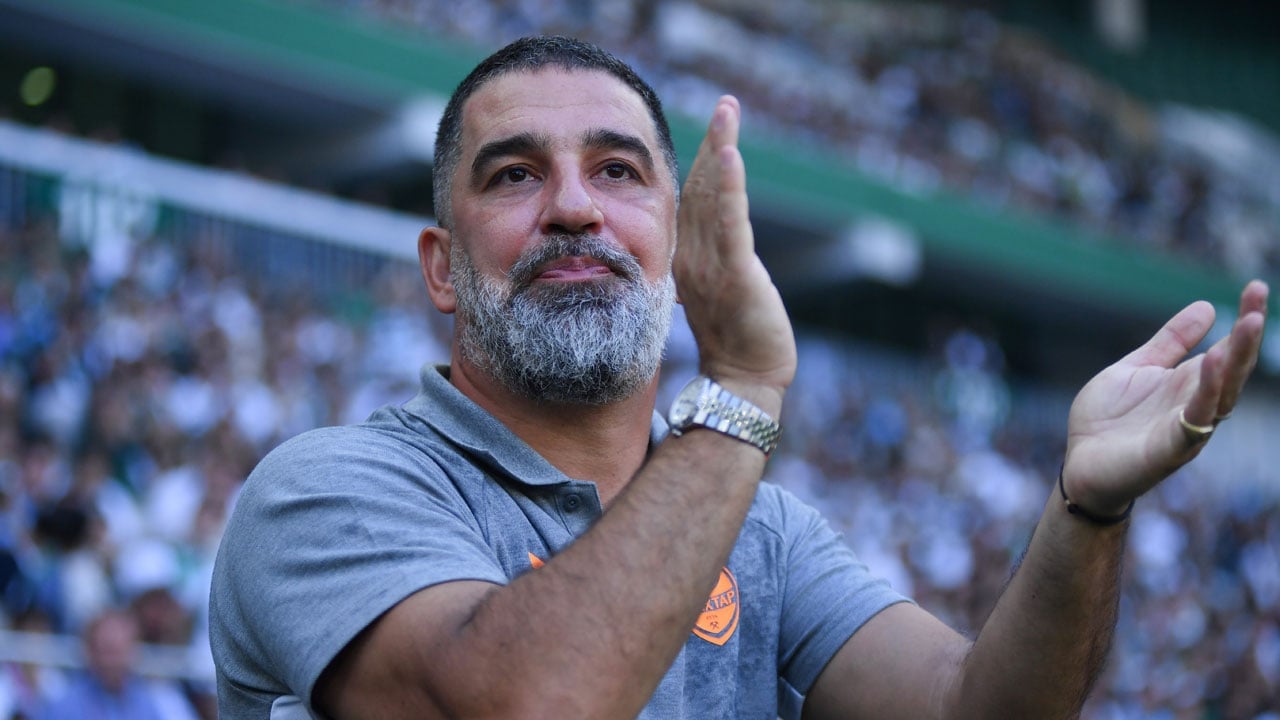 Foto - Yeni kadrosuyla ilk kez sahneye çıktı! Bursaspor, Arda Turan’ın Shakhtar’ıyla karşılaştı
