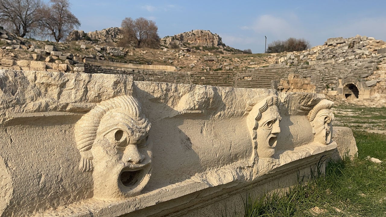 Foto - Yeni masklar ortaya çıktı! Kastabala’da heyecan verici keşif