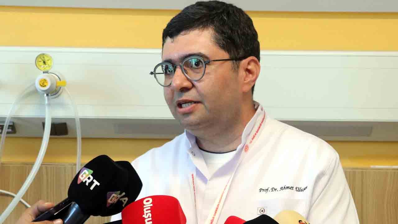 Foto - Yeni nesil teknik başarıyla uygulandı: Aortu yırtılan hastaya yapay damar çözümü