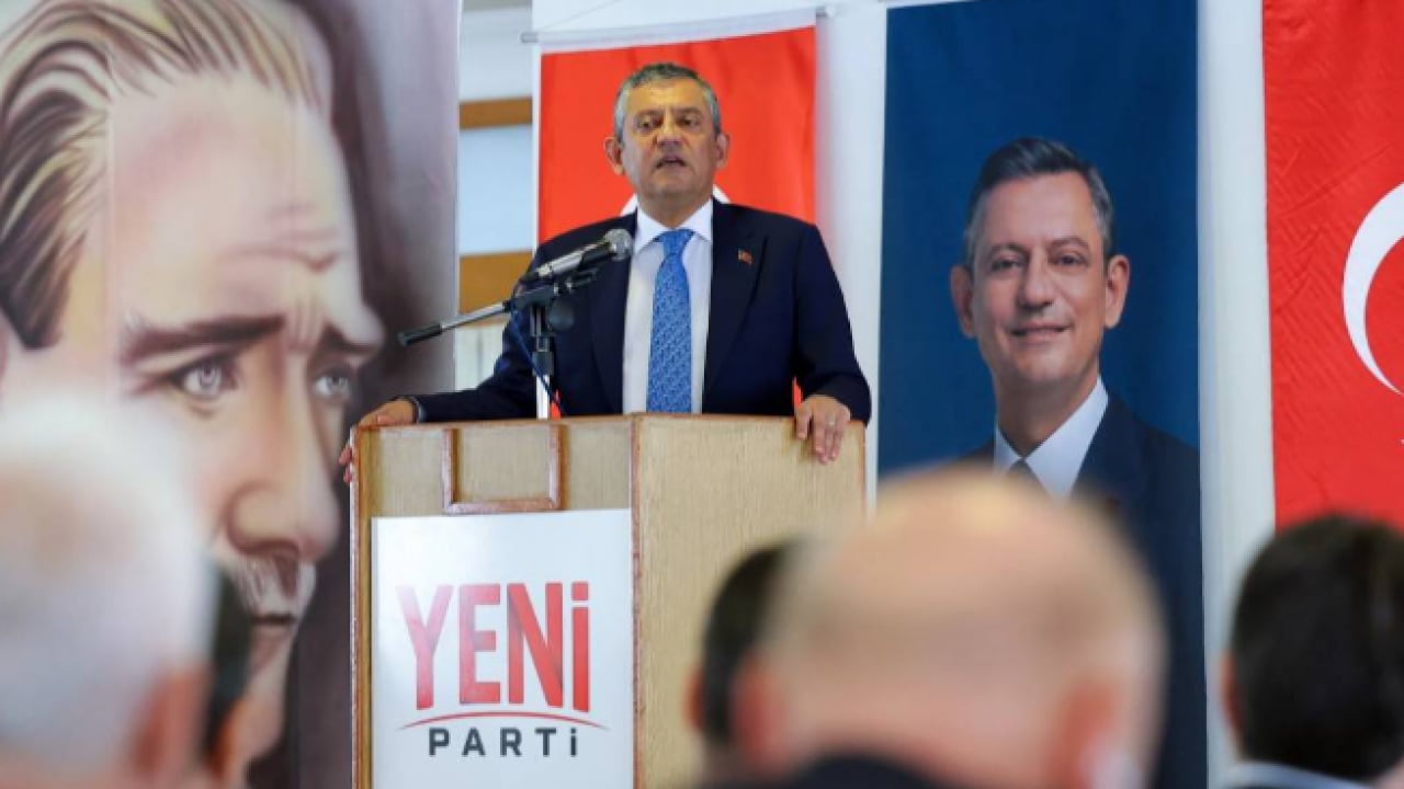 Foto - Yeni Parti değil, hırsızlar çetesi: Özel ve avaneleri CHP’nin hesaplarını çaldı