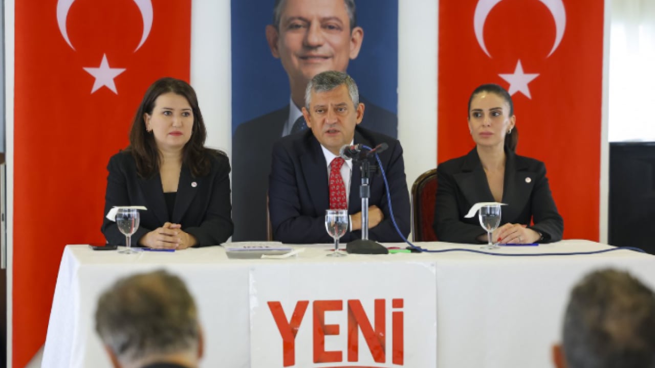 Foto - Yeni Parti’nin skandal programı: Mavi Vatan ve FETÖ yok, LGBT başköşede 