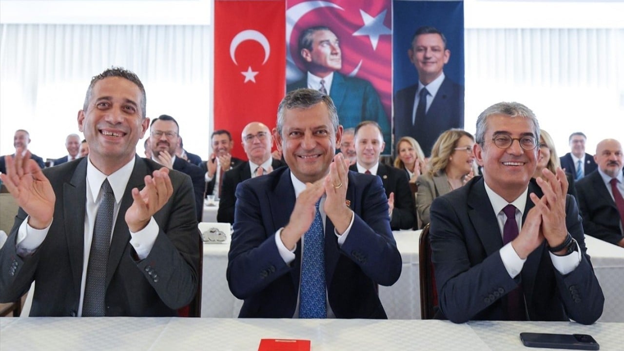 Foto - Yeni Parti'ye 10 vekil daha katılacak iddiası!