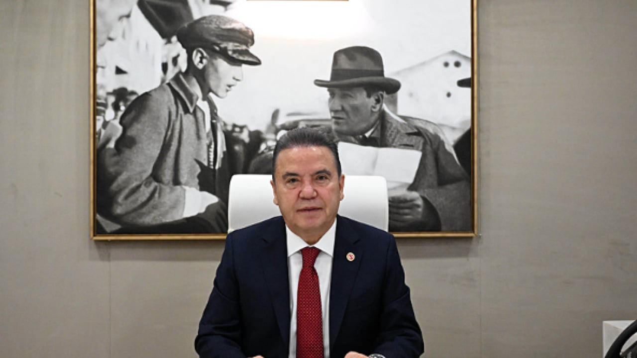 Foto - Yeni partiye tartışmalı başlangıç! Kurucular listesi gündemde: Şaibeli isimler bir arada!