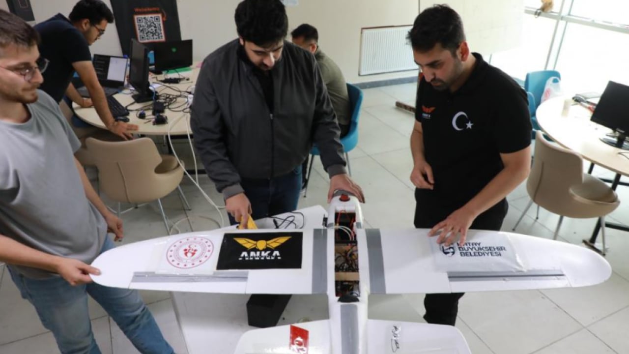 Foto - Yeni Selçuk Bayraktarlar gümbür gümbür geliyor! Bir zamanlar Türkiye’ye ‘uğraşmayın yapamazsınız’ diyorlardı