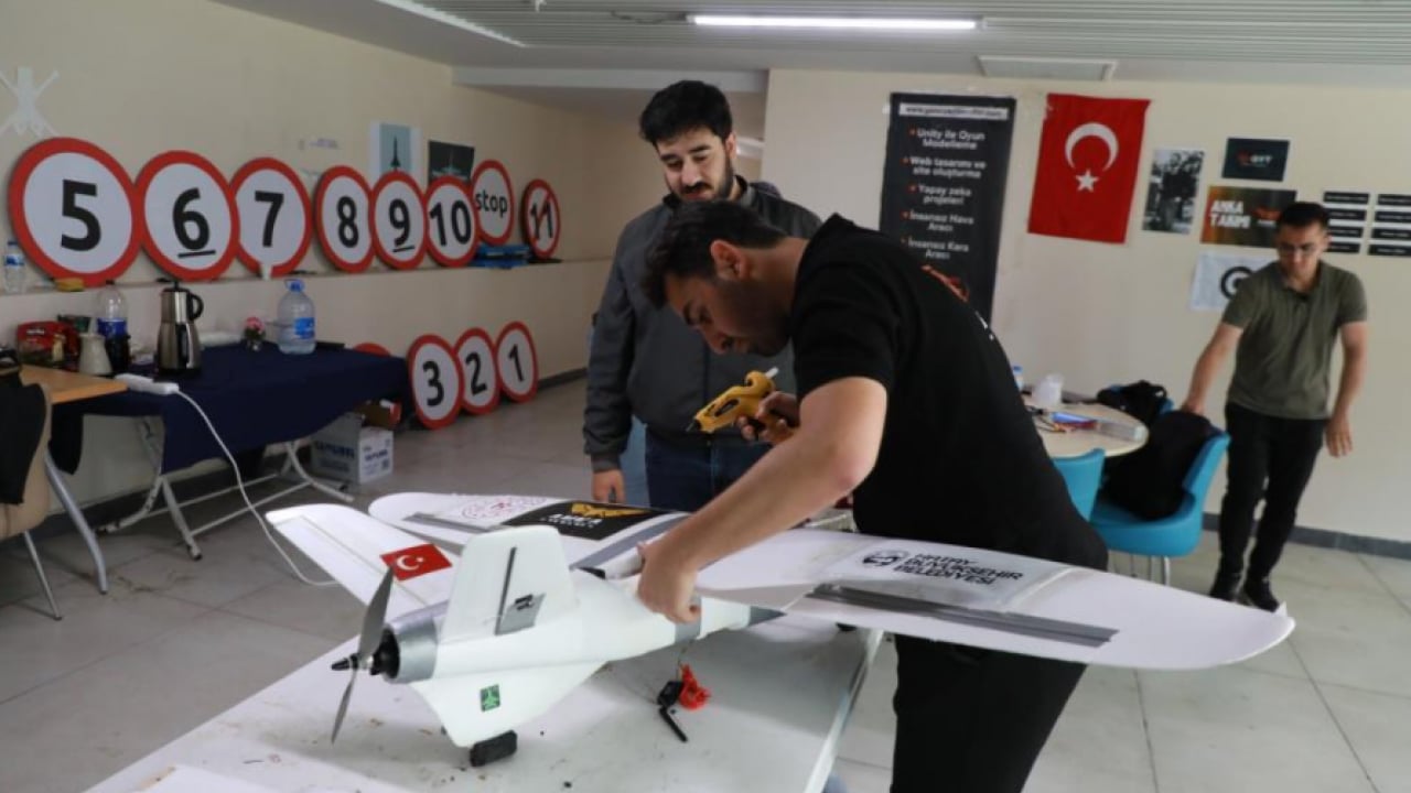 Foto - Yeni Selçuk Bayraktarlar gümbür gümbür geliyor! Bir zamanlar Türkiye’ye ‘uğraşmayın yapamazsınız’ diyorlardı
