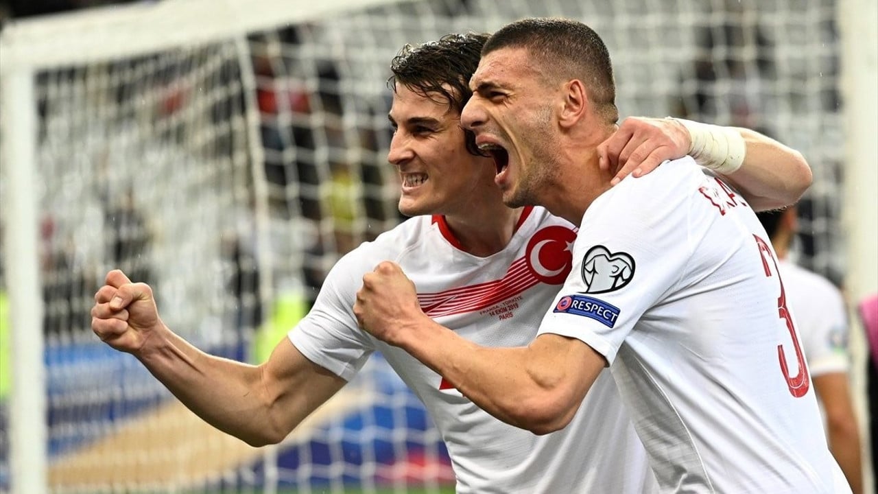 Foto - Yeni sezonda ortalık resmen yangın yerine dönecek! Fenerbahçe milli yıldızı da alıyor