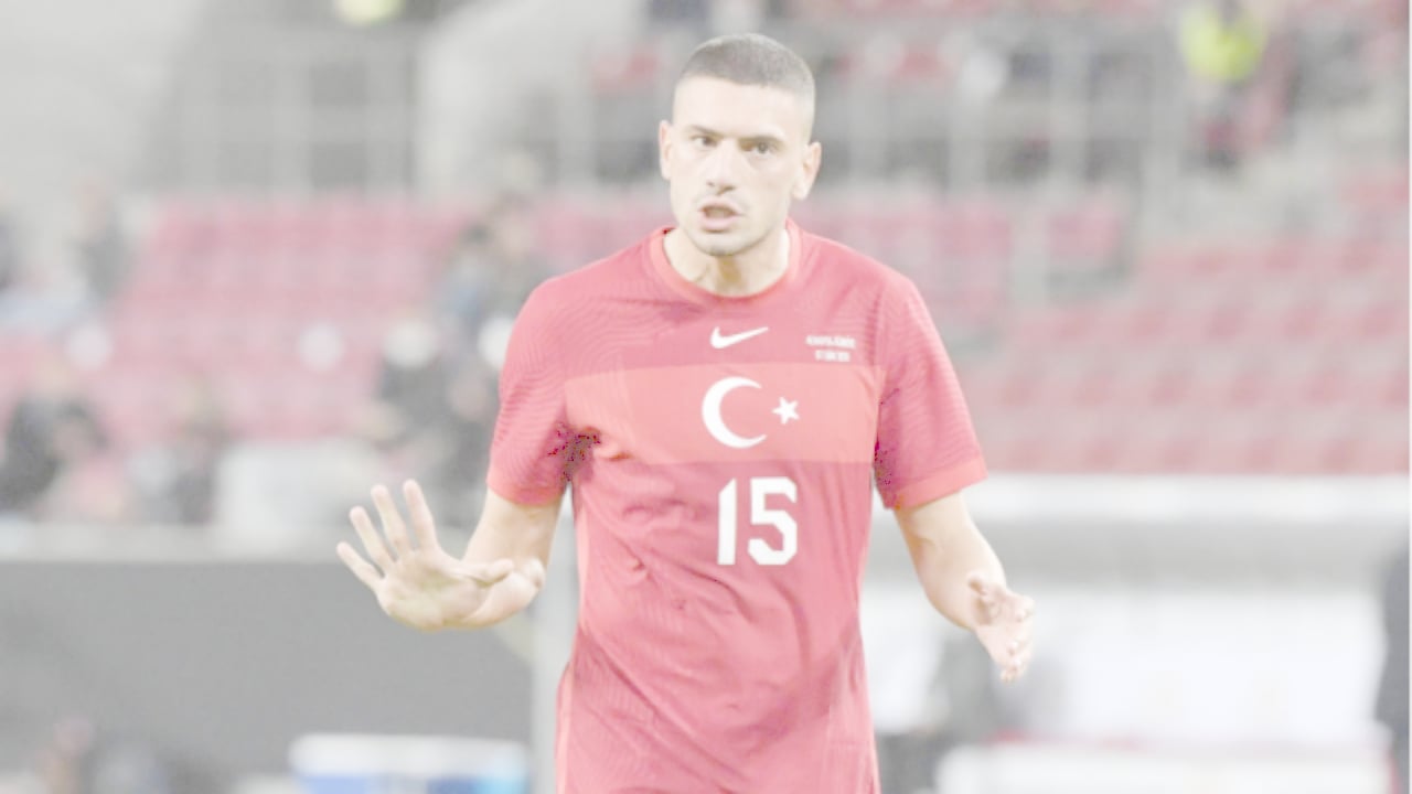 Foto - Yeni sezonda ortalık resmen yangın yerine dönecek! Fenerbahçe milli yıldızı da alıyor