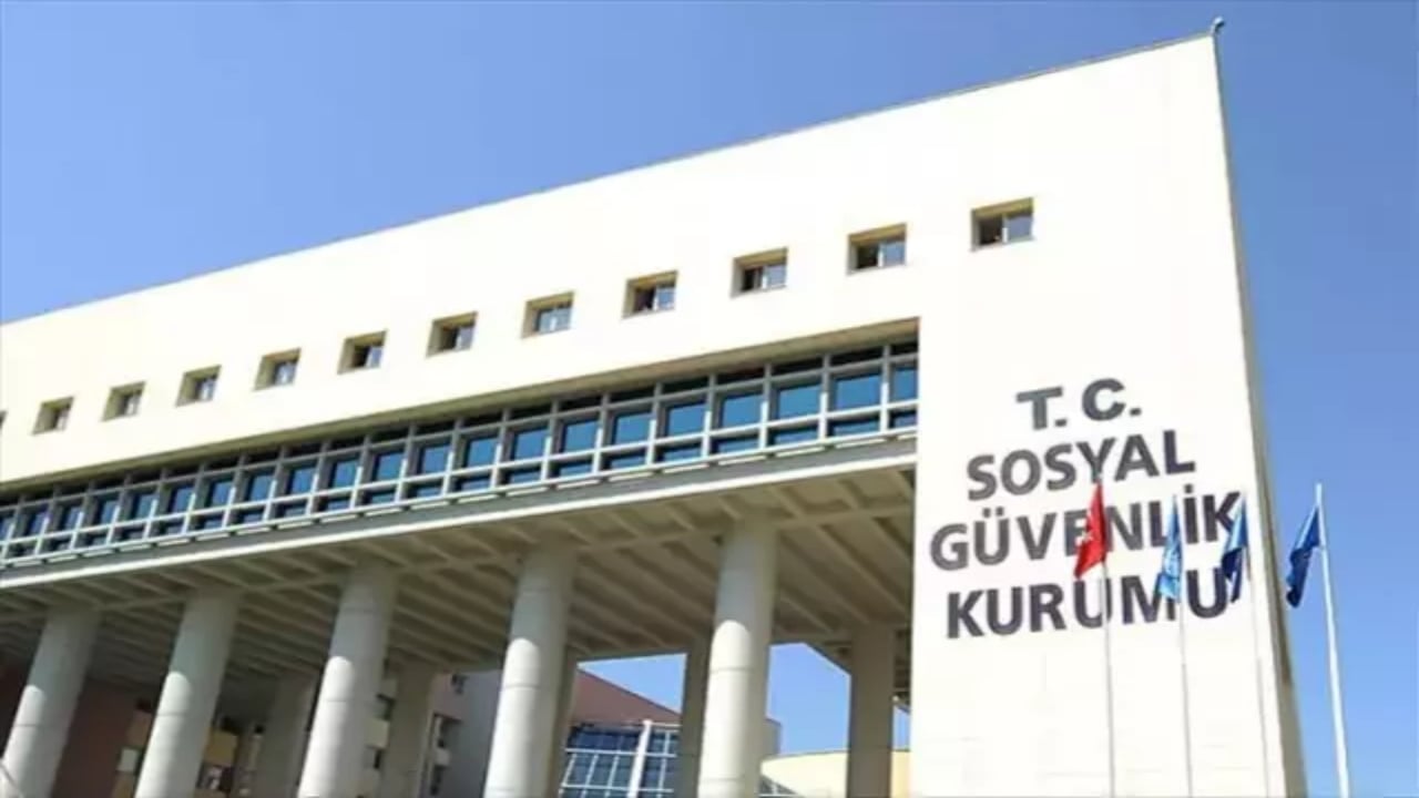 Foto - Yeni SGK dönemi başlıyor! Milyonlarca kişinin emeklilik ve prim sistemi baştan