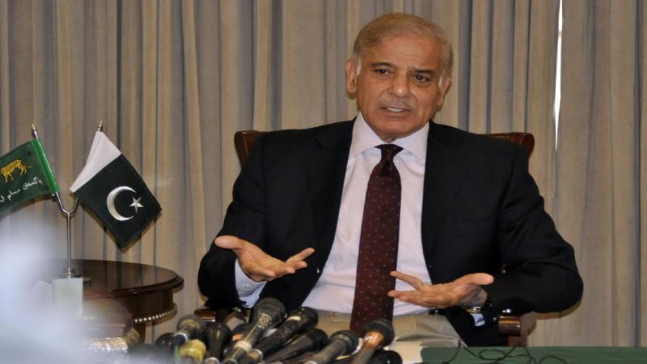 Foto - Yeni tedbirler açıklandı: Maaşlarda kesinti, haftada 4 gün mesai 