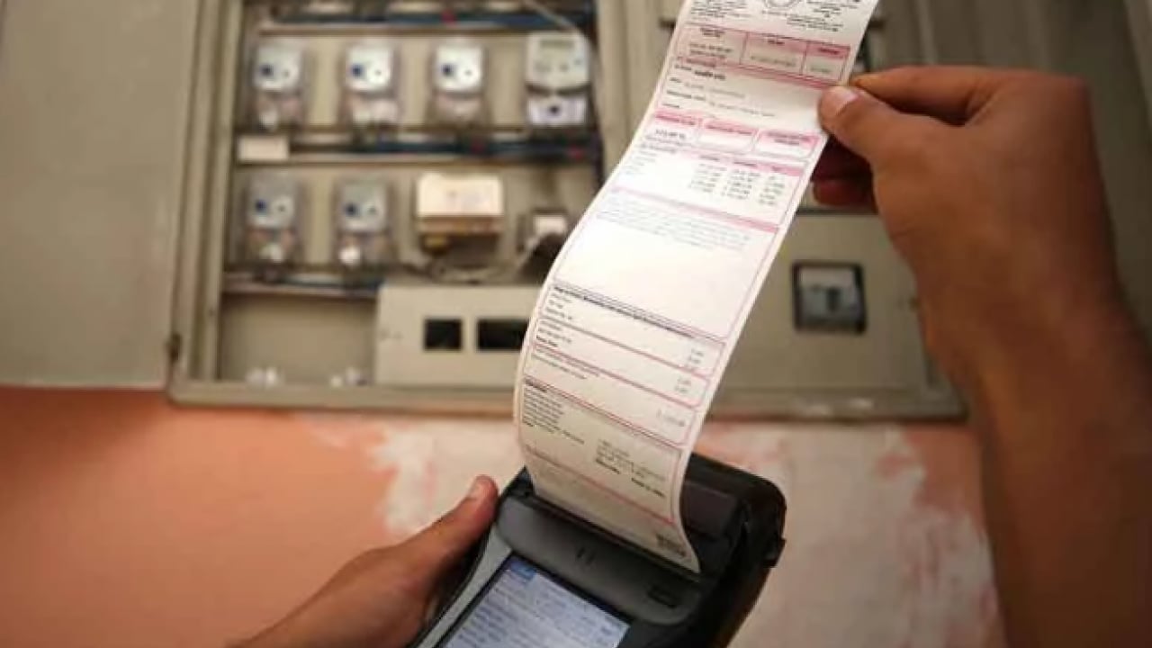 Foto - Yeni yıla girerken merak edilen soru! Elektrik ve doğal gaza zam gelecek mi?