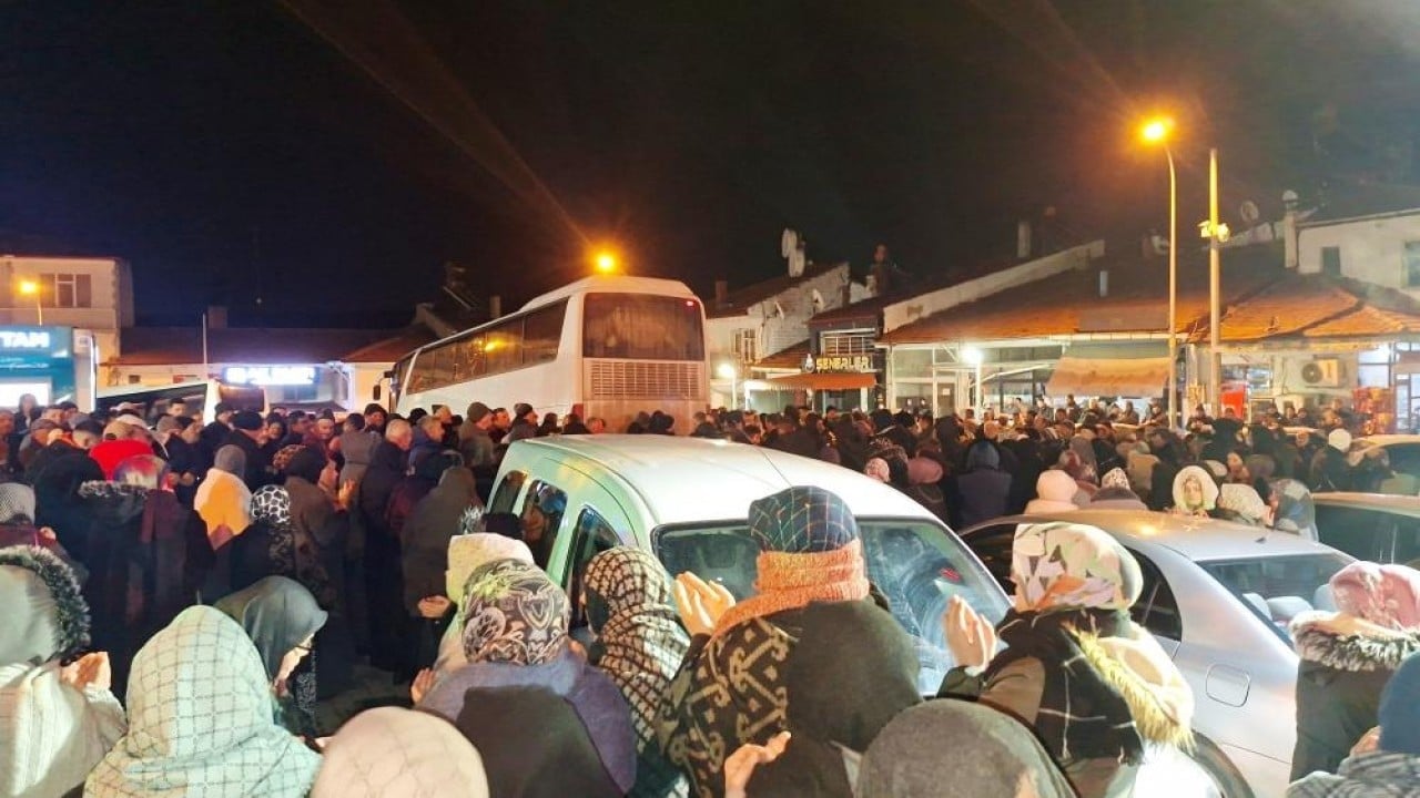 Foto - Yeni yılın ilk umre kafilesi dualarla uğurlandı