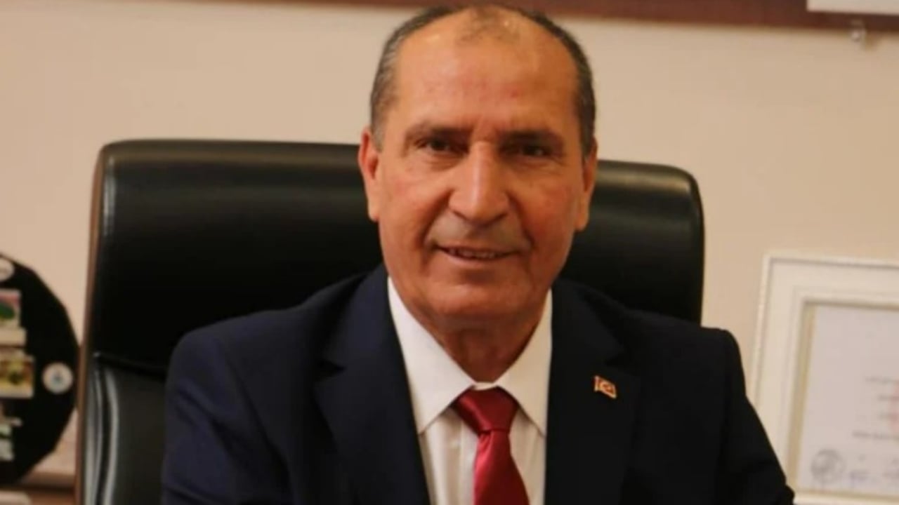 Foto - Yeniden Refah’tan istifa etmişti! Bir belediye başkanı daha AK Parti’ye geçiyor