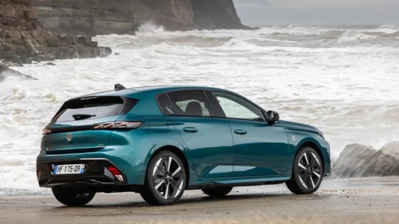 Foto - Yenilenmiş modeli satışa çıkıyor! Logo detayı dikkat çekti!