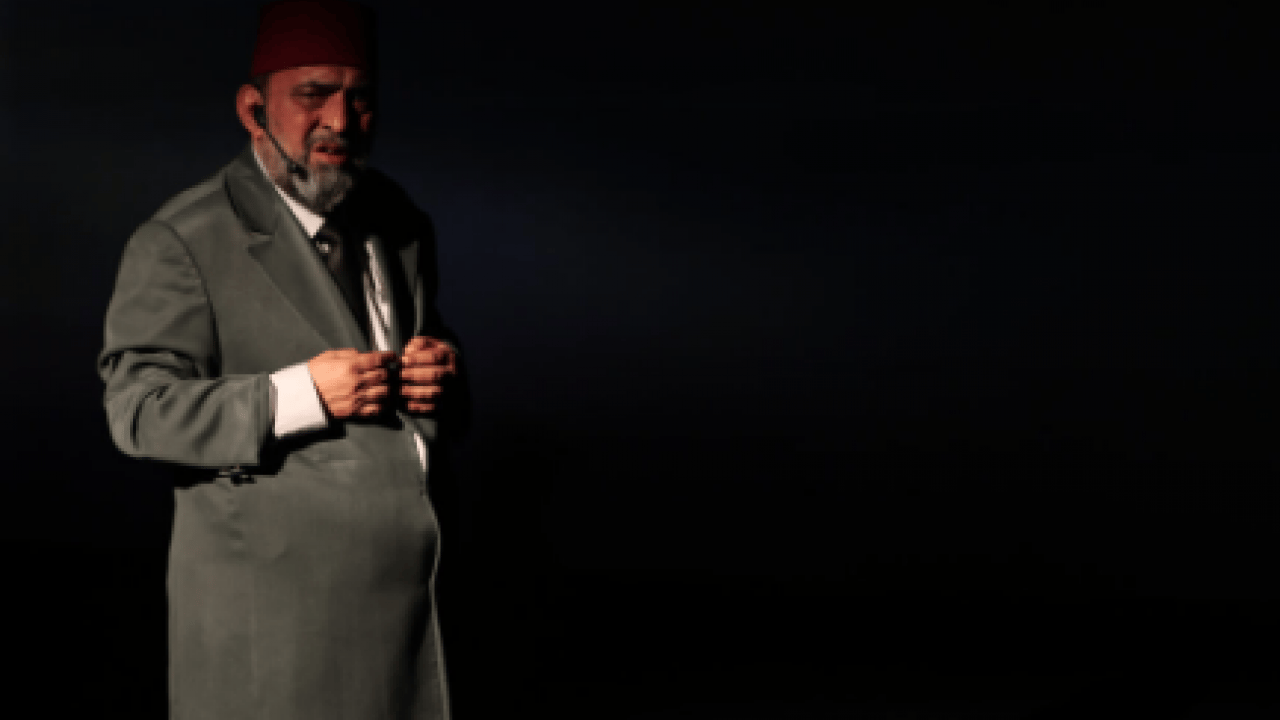 Foto - Yenilmez Sanat Merkezi: Türkiye turnesindeki 'Firavunla Yüz Yüze' tiyatro oyunu Çanakkale'de sahnelendi