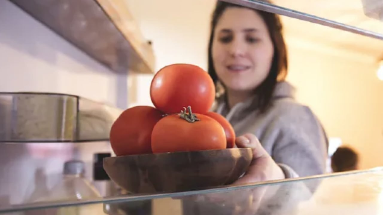 Foto - Yer kazanmak mı istiyorsunuz? Buzdolabınızın üzerine sakın eşya koymayın!