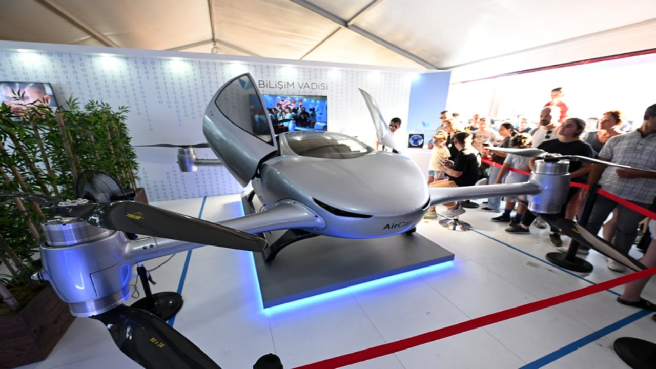 Foto - Yerli uçan arabada flaş gelişme! 2026’da sahiplerine teslim edilecek