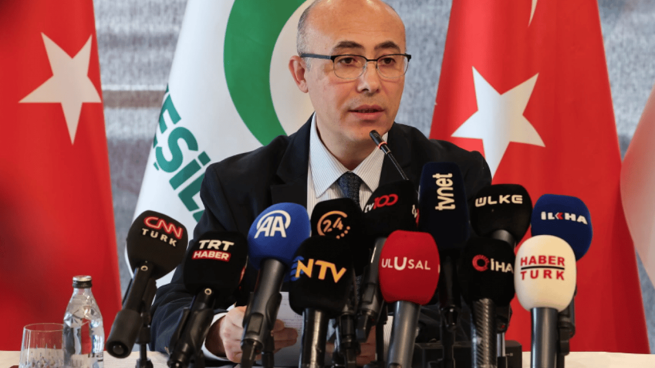 Foto - Yeşilay'dan uyarı: Sosyal medya hem bağımlılık oluşturuyor hem diğer bağımlılıklara zemin hazırlıyor