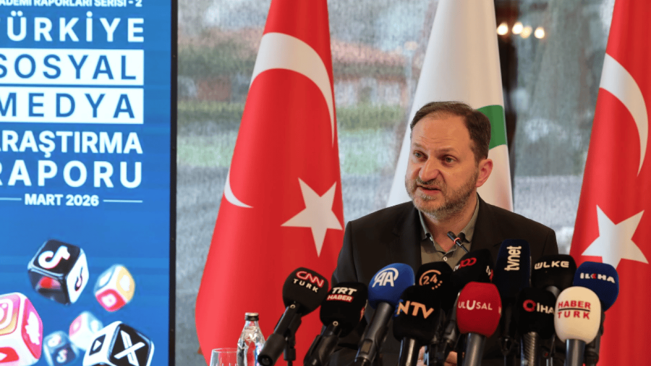 Foto - Yeşilay'dan uyarı: Sosyal medya hem bağımlılık oluşturuyor hem diğer bağımlılıklara zemin hazırlıyor