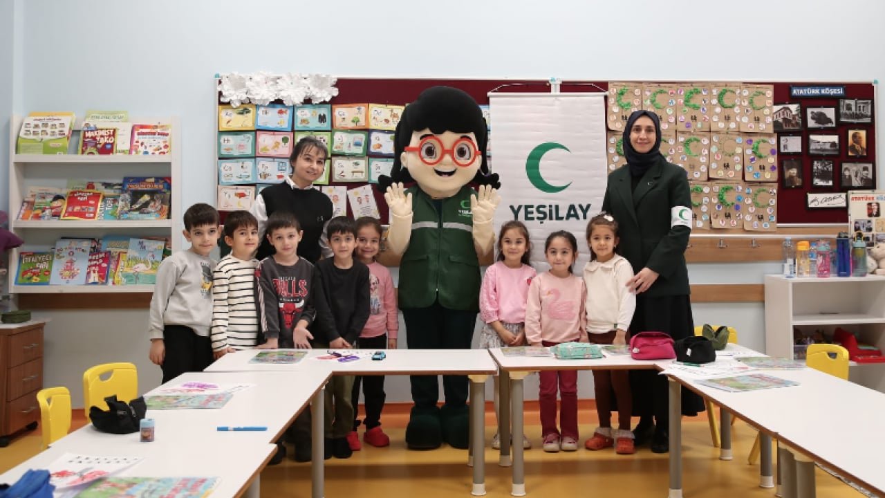 Foto - Yeşilay'ın 106. kuruluş yıldönümünde ilk ders zili bağımsız bir gelecek için çaldı