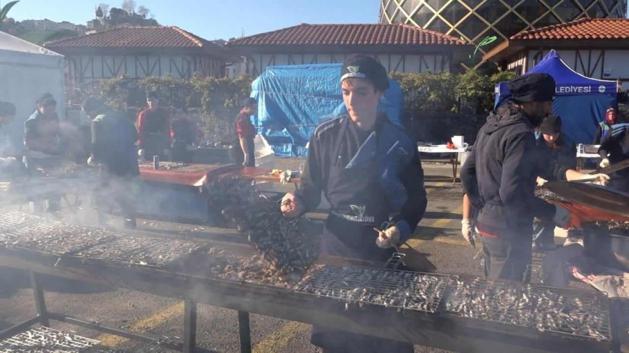 Foto - Yeter ki içinde hamsi olsun