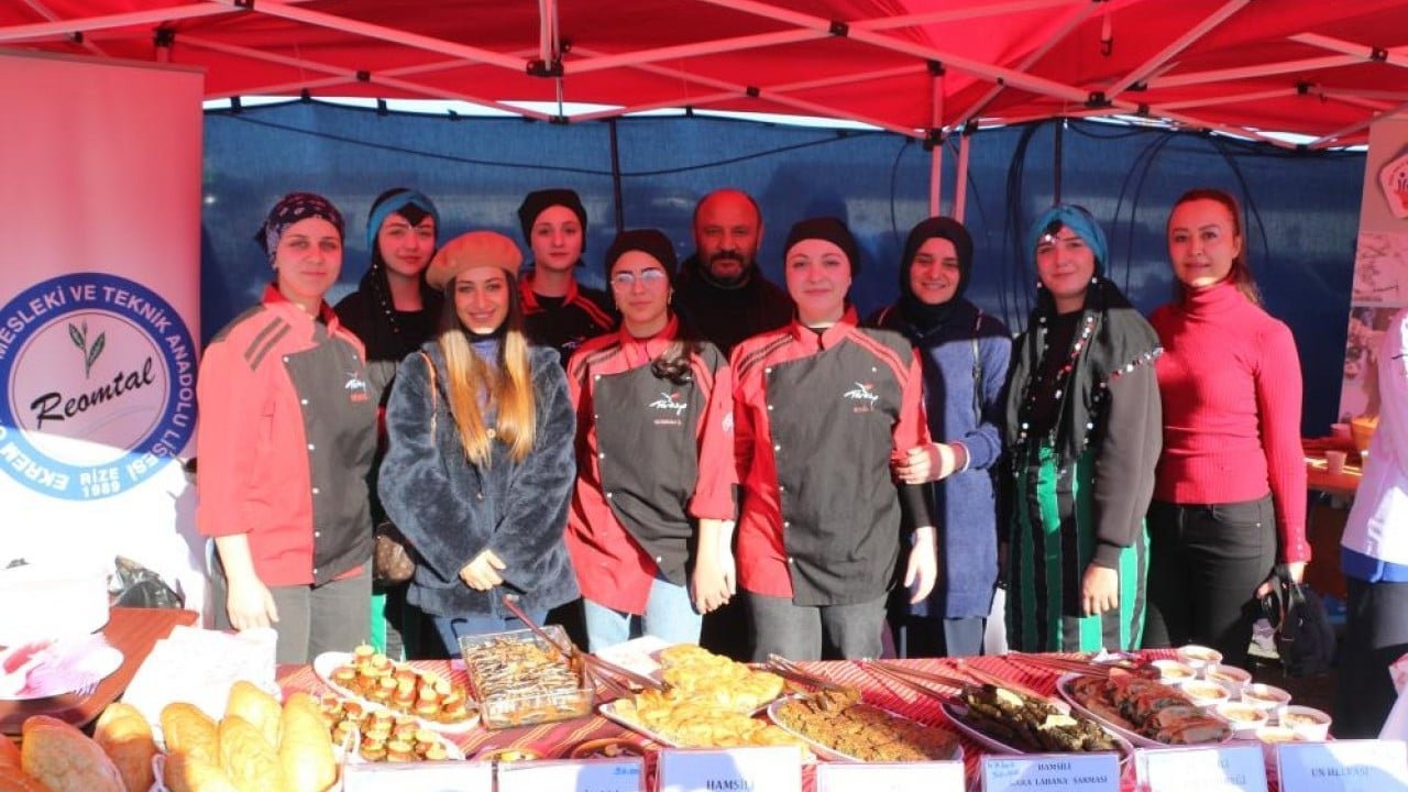 Foto - Yeter ki içinde hamsi olsun