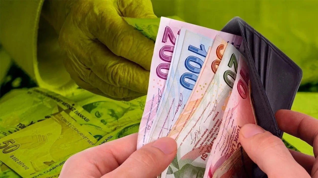 Foto - Yetkili isim emekli maaşlarıyla ilgili öyle bir mesaj verdi ki herkesi heyecan bastı: Beklenmedik açıklamayı yaptı