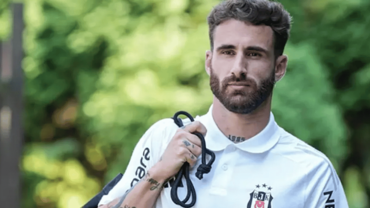 Yetkisini aştı, idmanlara katılmadı, gider üstüne gider yaptı ama hala masaya vuran bir Beşiktaş yönetimi yok da yok!