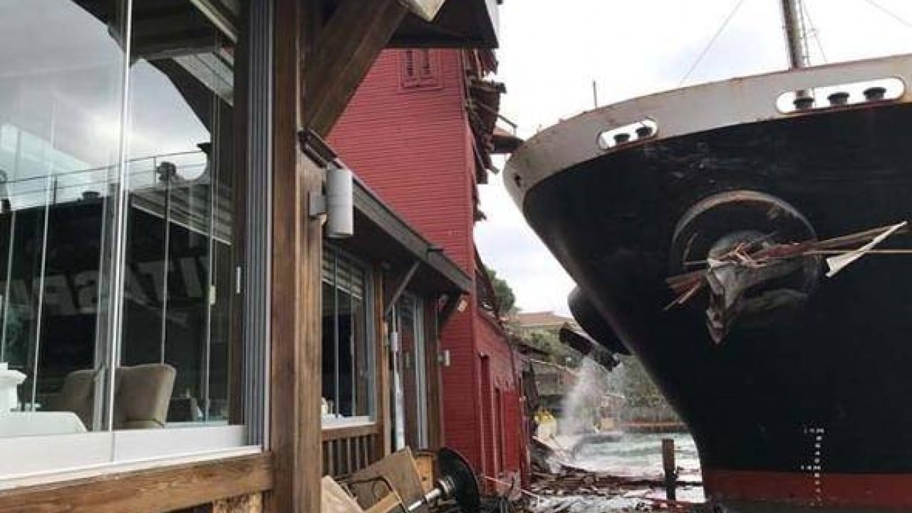 Foto - Yılda 40 bin geminin geçtiği İstanbul Boğazı’nda facia yaşanmaması bir mucize Kanal İstanbul şart oldu