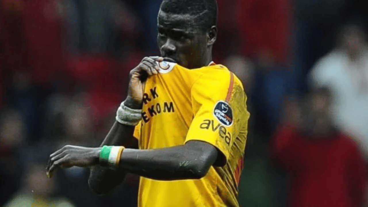 Foto - Yıldız futbolcu Galatasaray'dan iş istedi: 'Her şeyimi kaybettim'