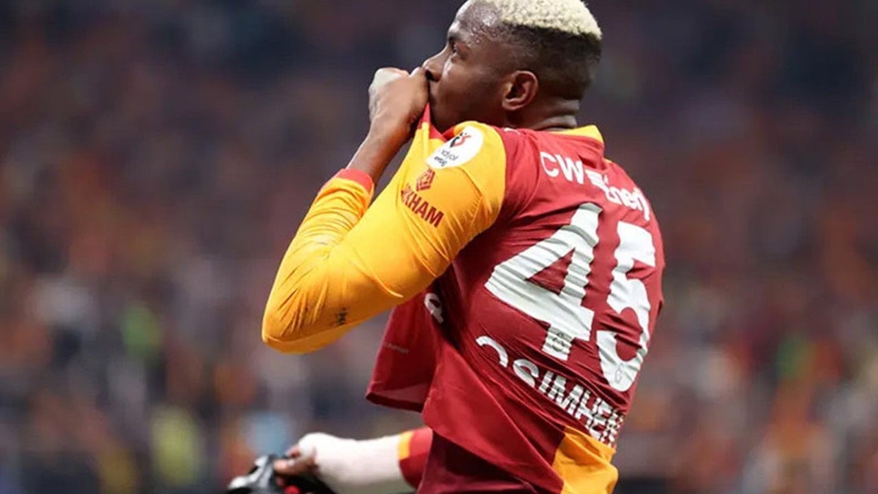Foto - Yıldız golcü satılıyor mu? Ve Galatasaray, inanılmaz teklif sonrası Osimhen kararını verdi 