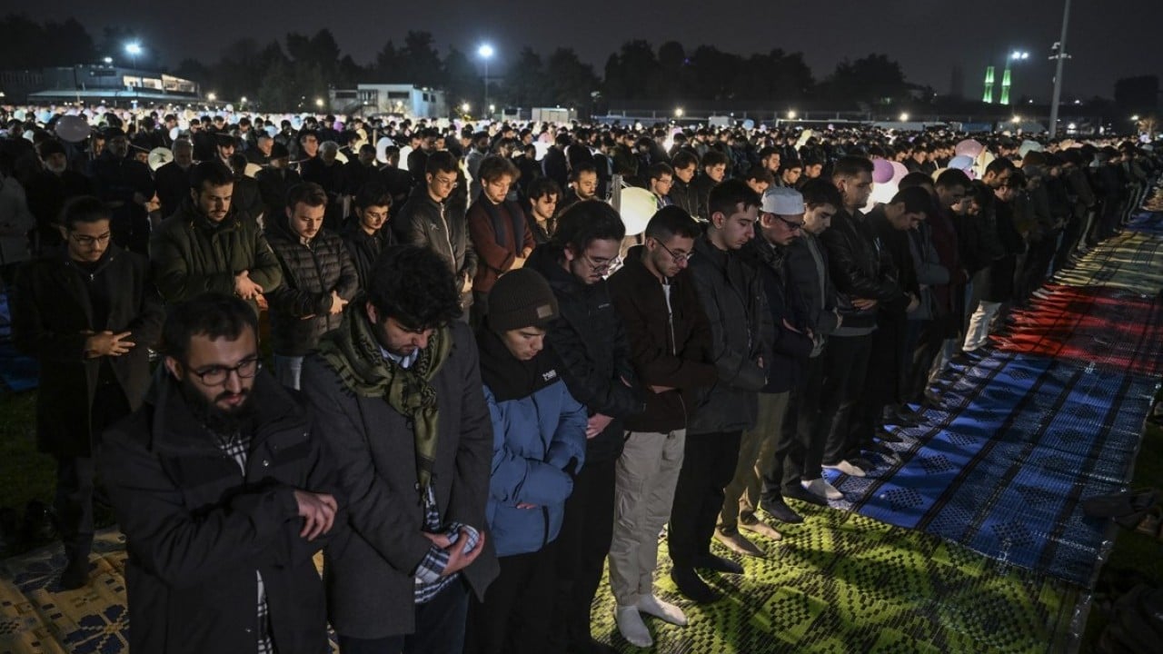 Foto - Yıldız Teknik Üniversitesi'nde binlerce öğrenci geleneksel iftarda buluştu 
