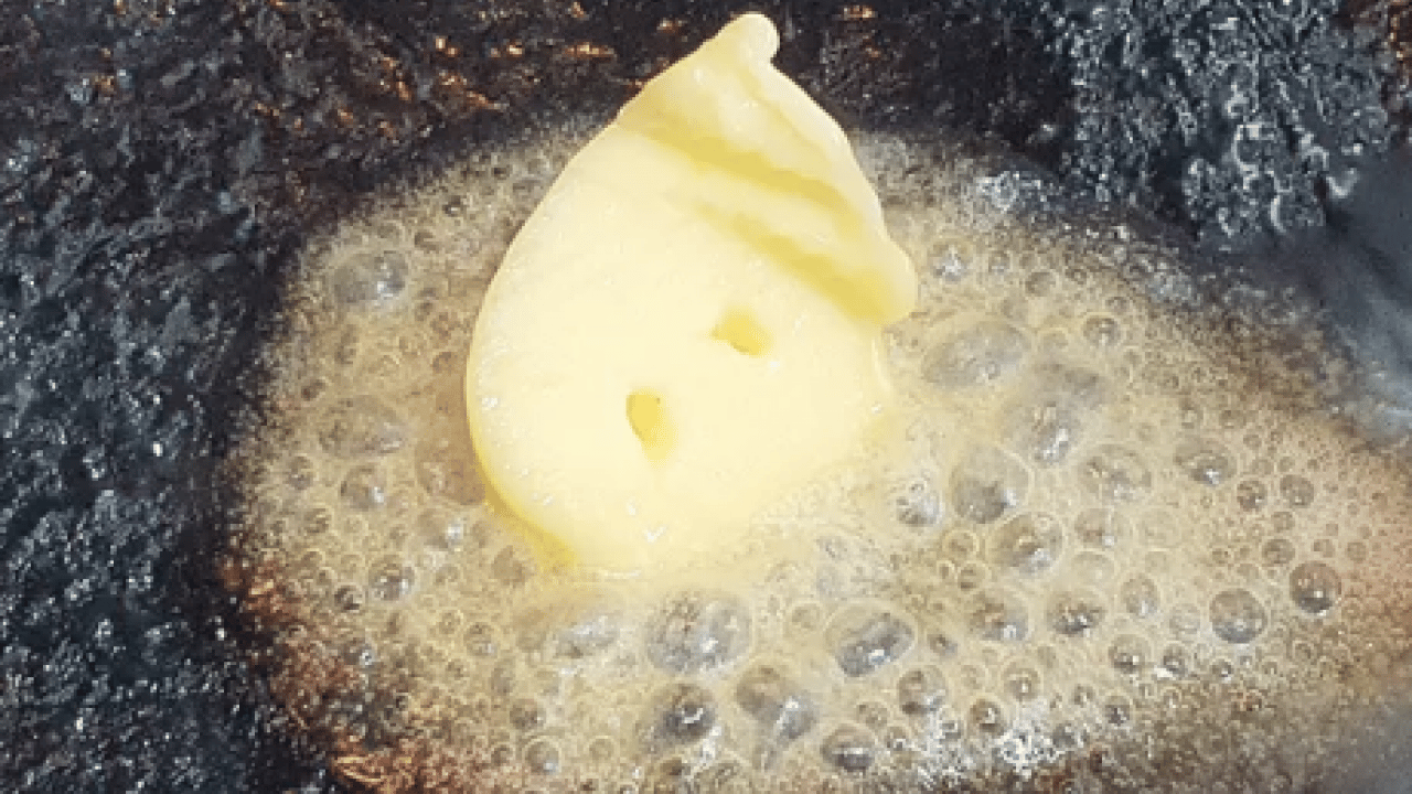 Yıllarca zararlı diye anlattırılmış... Meğer şifa deposuymuş: Günde 1 kaşığı yetiyor...