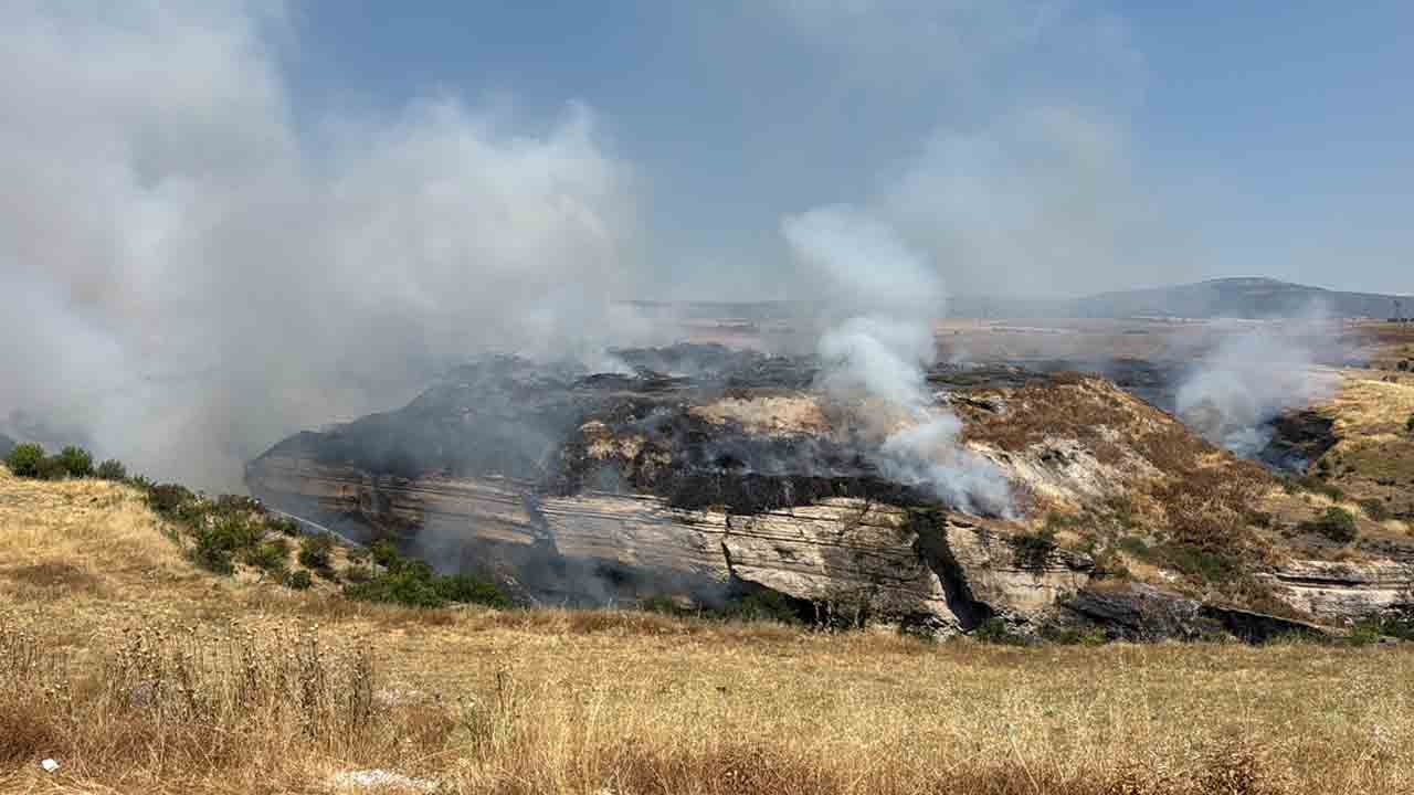 Foto - Yine anız yakıldı: Safranbolu’da yangına müdahale ediliyor