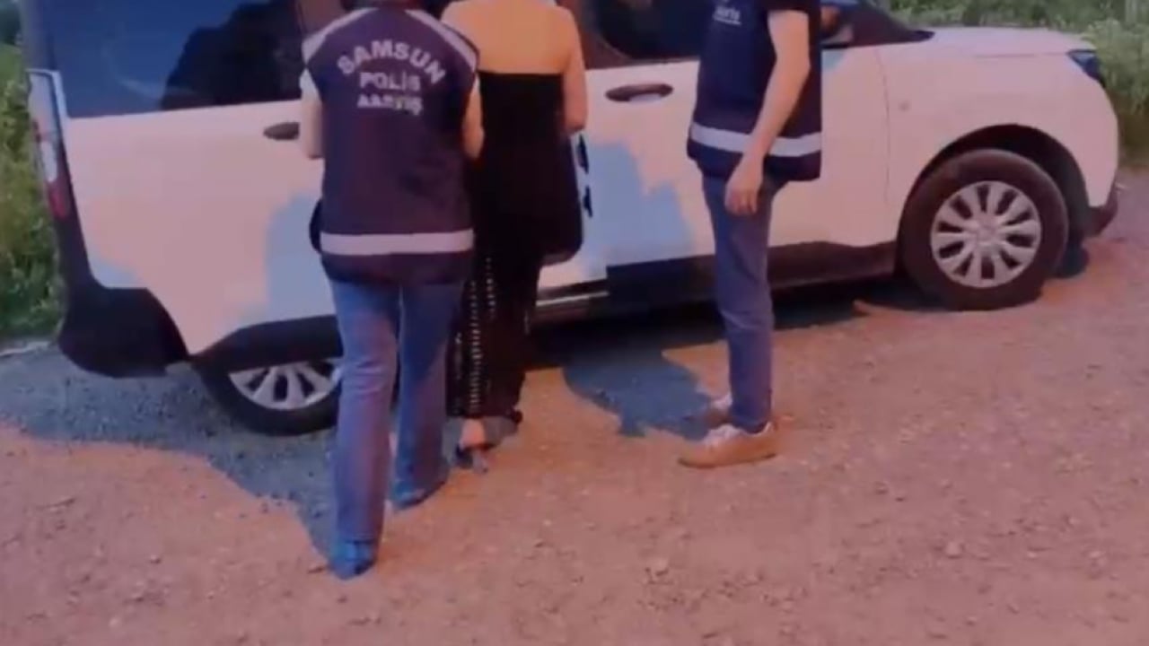 Foto - Yine aynı ahlaksızlık! ‘Masaj salonu' diye okunur 'fuhuş yuvası' diye bilinir