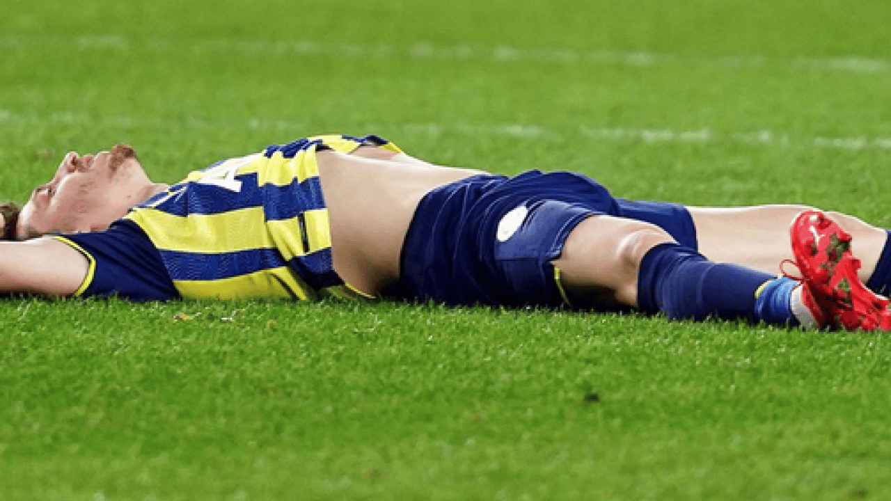 Foto - Yine aynı felaket mi? Fenerbahçe şampiyonluğu hep bu ayda havlu atıyor: Cevap böyle anlatıldı