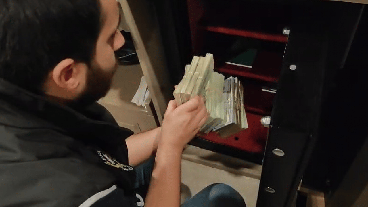 Foto - Yiyin efendiler yiyin! Bu halk hesabını soracak elbet