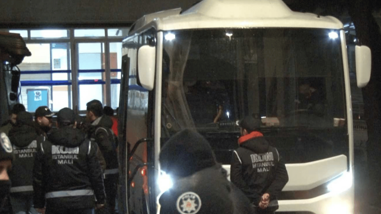 Foto - Yiyin efendiler yiyin! Bu halk hesabını soracak elbet