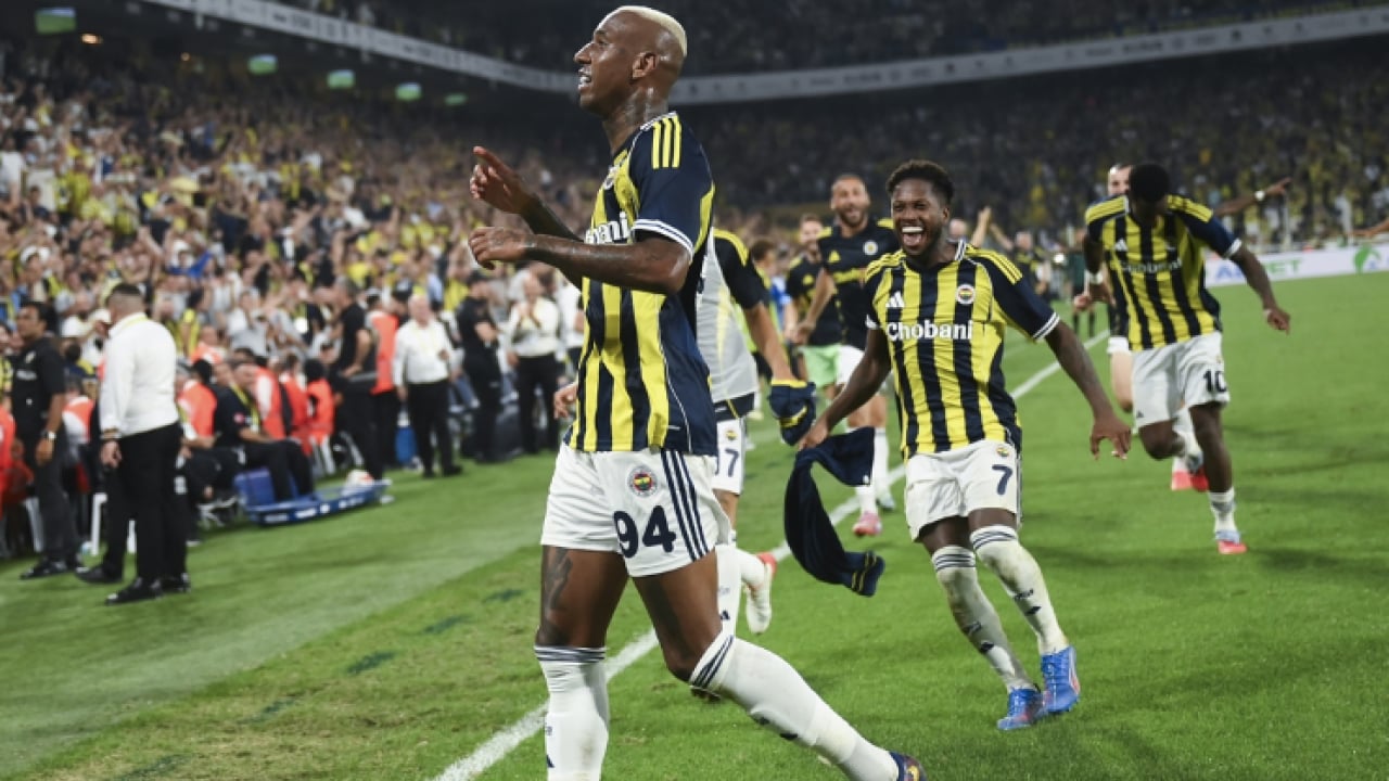 Foto - Yok artık hocam: Aykut Kocaman gelmeden şok etti: Talisca ve Guendouzi'ye yer yok