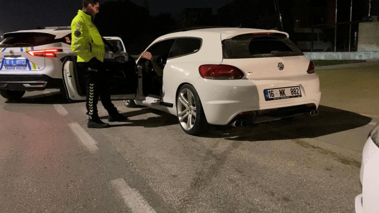 Foto - Yok böyle rezalet: Alkollü şoförden görülmemiş pişkinlikler