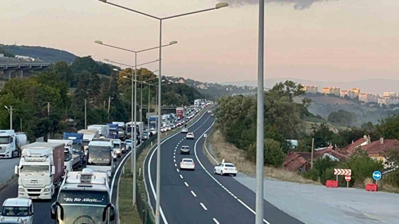 Foto - Yola çıkacaklar dikkat! Bolu Dağı Tüneli'nin İstanbul yönü ulaşıma kapatılacak
