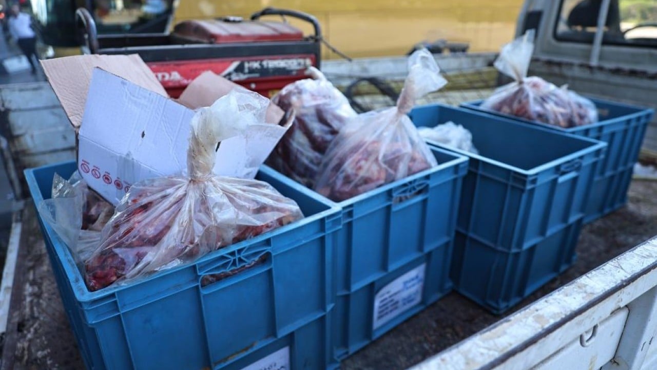 Foto - Yolcu otobüsüyle uygunsuz şartlarda taşınan çeyrek ton ete el konuldu Böyle rezalet görülmedi