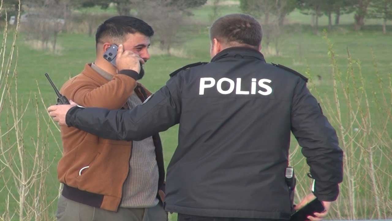 Foto - Yollar kan gölüne dönmedi ama bir vatandaşın yüreği yandı! Gözyaşları sel oldu!