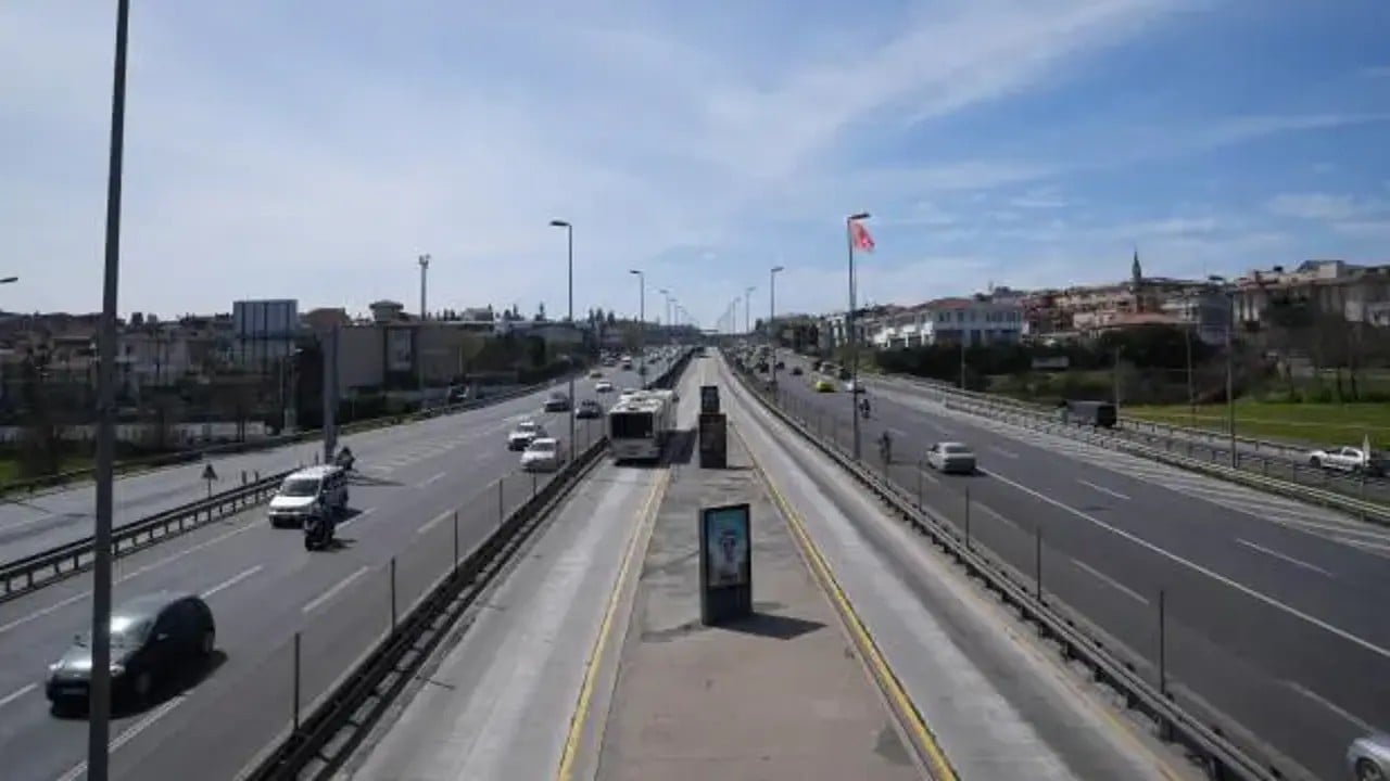 Foto - Yolları görenler şaşırıyor! İstanbul Bu Manzarayı Çok Özledi