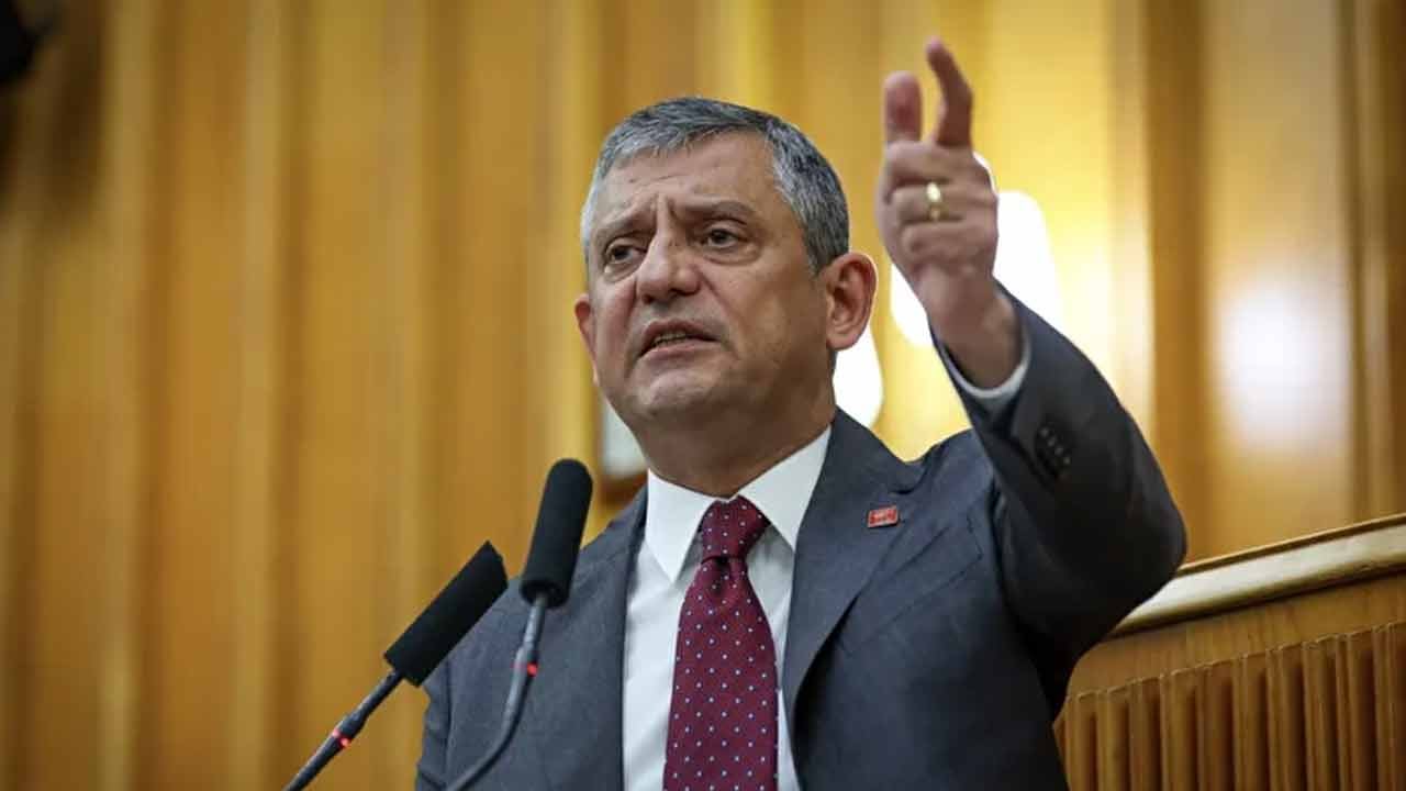 Foto - Yolsuzluk soruşturmaları sonrası bomba anket! CHP'nin oyları dibi gördü
