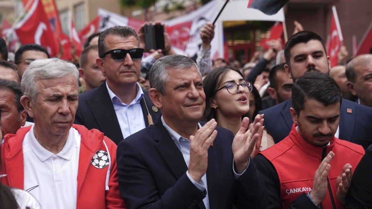 Foto - Yolsuzlukla Mücadele Derneği Kurucu Genel Başkanı Tevfik Diker’den olay sözler: Mansur kendini yaktı