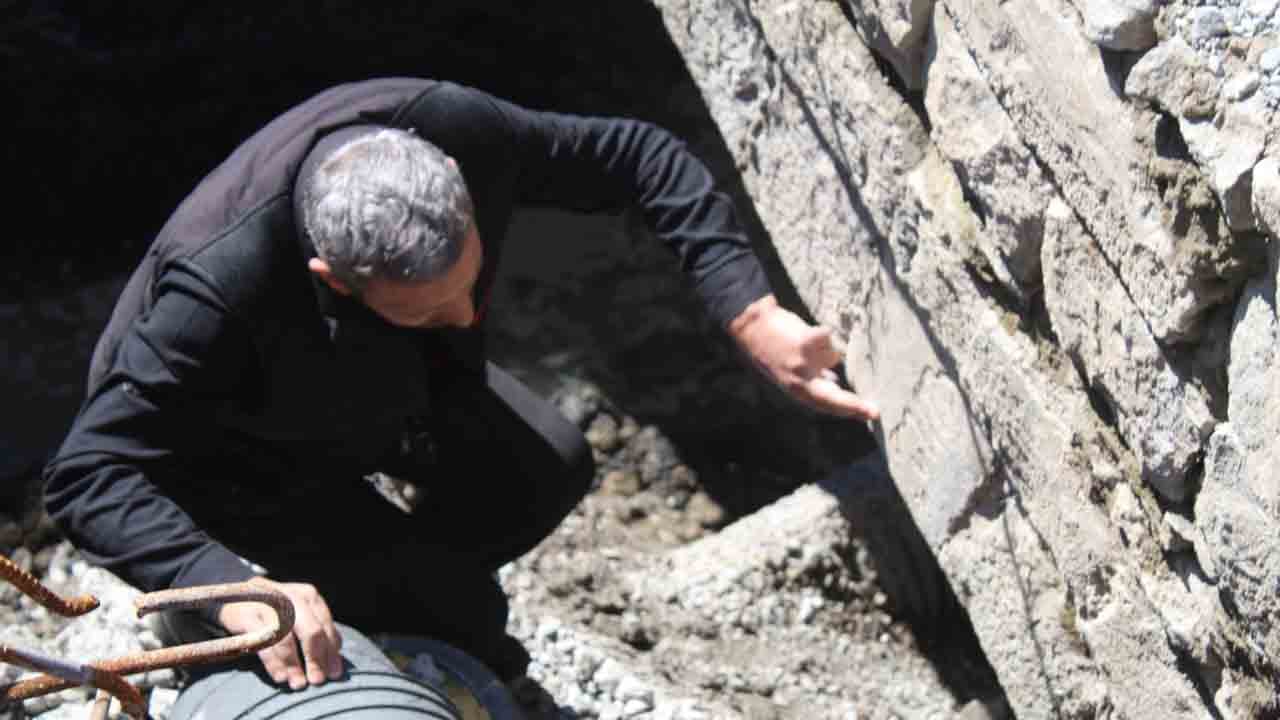 Foto - Yolun altında rastgele bulundu: Tarihi yapıya cam kafes formülü