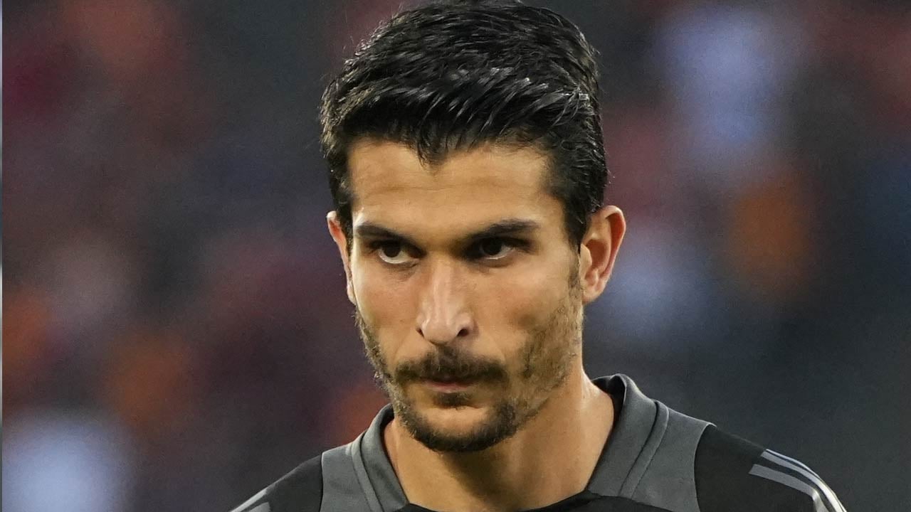 Foto - Yönetimin vefasızlığına mukabelede bulunmadı... Necip Uysal'dan emeklilik kararı