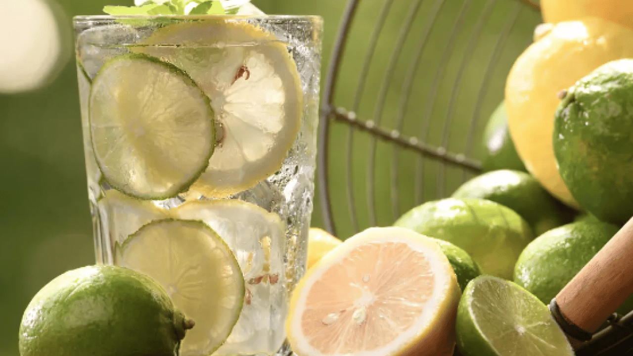 Foto - Yoruyor mu, besliyor mu? Sabah aç karnına limonlu su içen yandı!