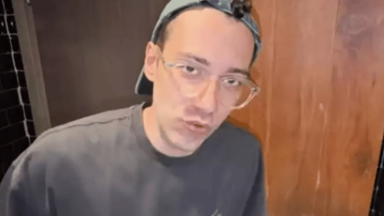 Foto - Youtube kanalını aniden kapatmıştı: Enes Batur 24 saatte servet kazandı!